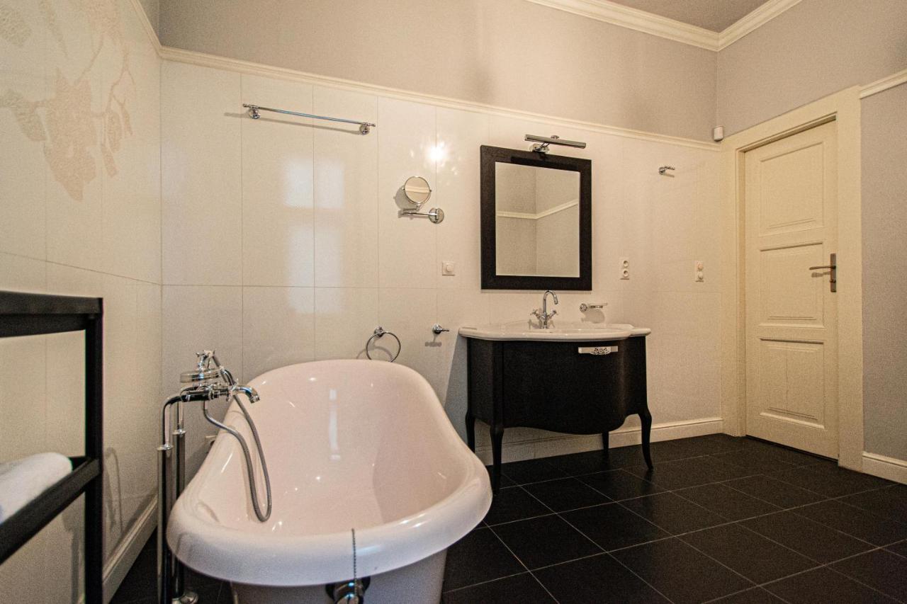 Appartement Luxury 150m2 On Wencelas Square With Private Garage *