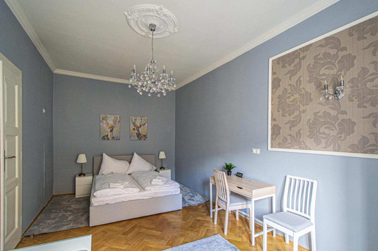 Apartmán Luxury 150m2 On Wencelas Square With Private Garage *