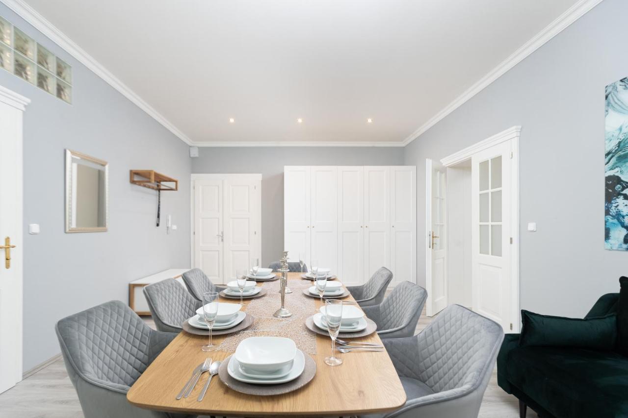 Apartmán Luxury 150m2 On Wencelas Square With Private Garage *
